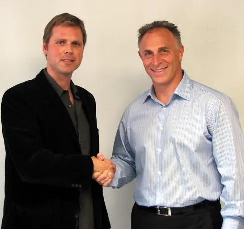 Expert Business Coach Author Scott FladHammer Mentors Investors Real Estate Investors meetings