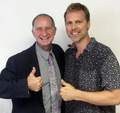 Expert Business Coach Author Scott FladHammer Mentors Investors Real Estate Investors meetings